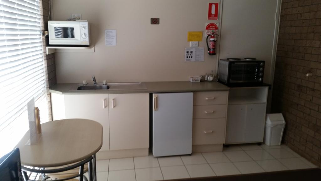 Clifford Park Motor Inn Toowoomba Quarto foto